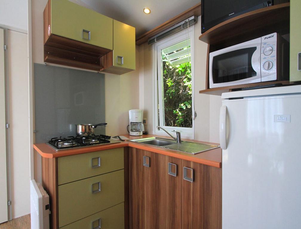 Camping Les Sables Blancs Concarneau Cameră foto